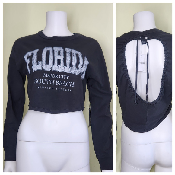 Forever 21 Logo Long Sleeve Crop Top Size Small Black Backless Graphic Casual - Picture 1 of 8